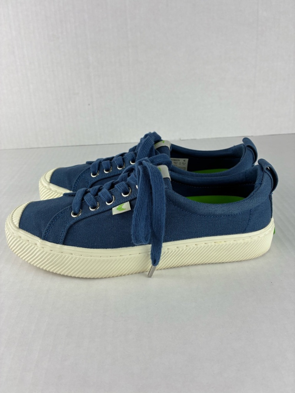 Cariuma‎ Blue Canvas Sneakers Size 7.5 | Casual Lace-Up Eco Shoes - Picture 5 of 9